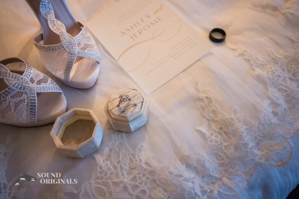 Ashley + Jerome Double Tree Hotel Wedding // Ashley + Jerome -
