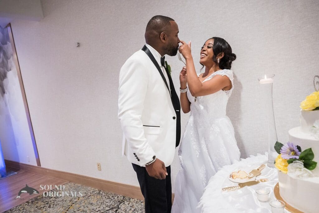 Ashley + Jerome Double Tree Hotel Wedding // Ashley + Jerome -