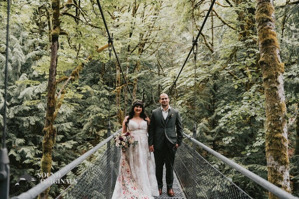 25 STUNNING Locations for Engagement Photos in Seattle -