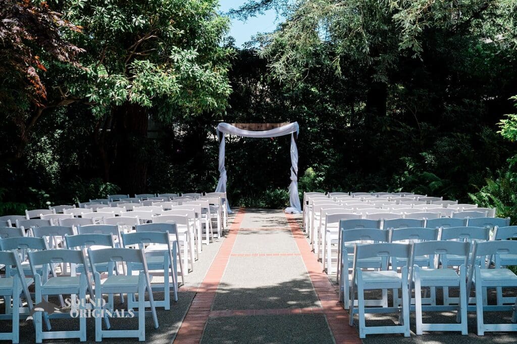 Malenca + Matthew Outdoor Art Club Wedding // Malenca + Matthew -