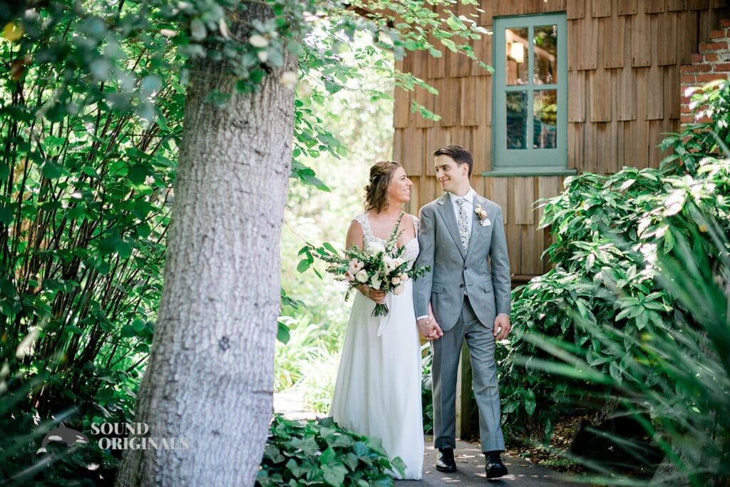 Malenca + Matthew Outdoor Art Club Wedding // Malenca + Matthew -