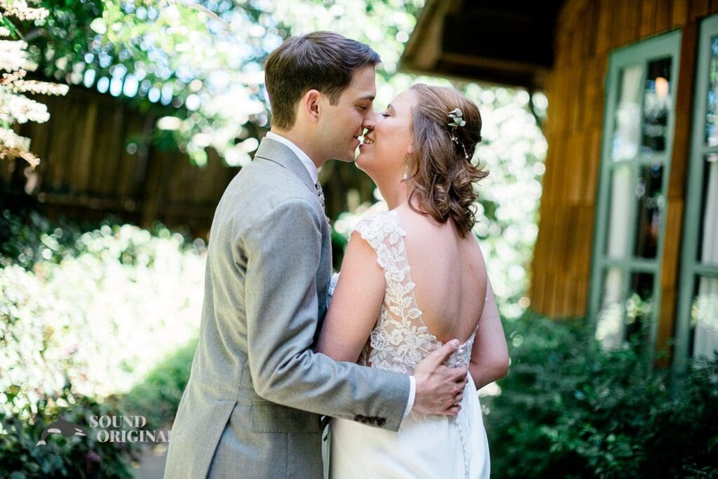 Malenca + Matthew Outdoor Art Club Wedding // Malenca + Matthew -
