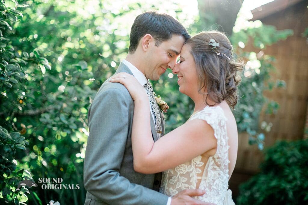 Malenca + Matthew Outdoor Art Club Wedding // Malenca + Matthew -