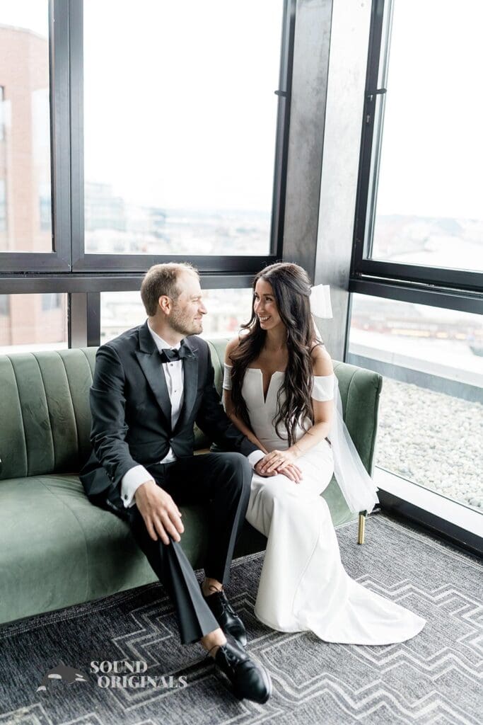 Andrew + Kelly Thompson Seattle Hotel Wedding // Andrew + Kelly -