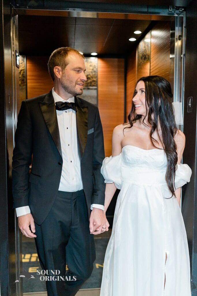 Andrew + Kelly Thompson Seattle Hotel Wedding // Andrew + Kelly -