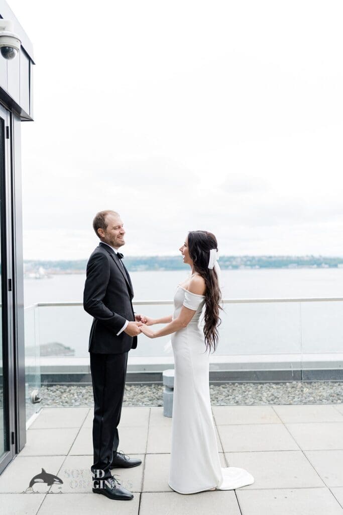 Andrew + Kelly Thompson Seattle Hotel Wedding // Andrew + Kelly -