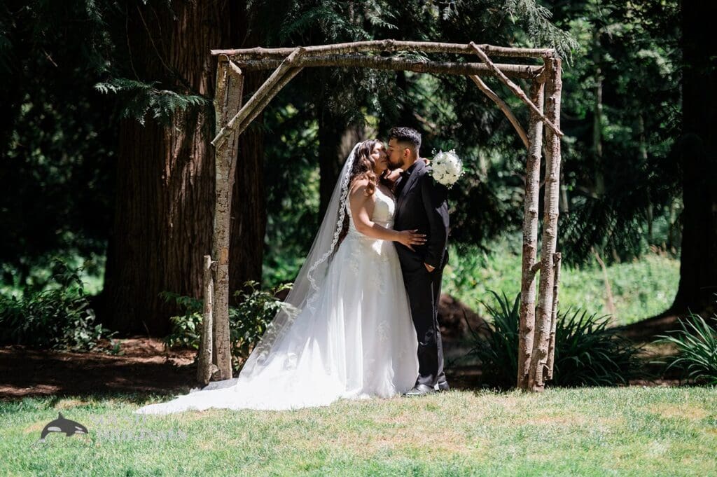 Cedarville Lodge Wedding // Yesenia + Joel -