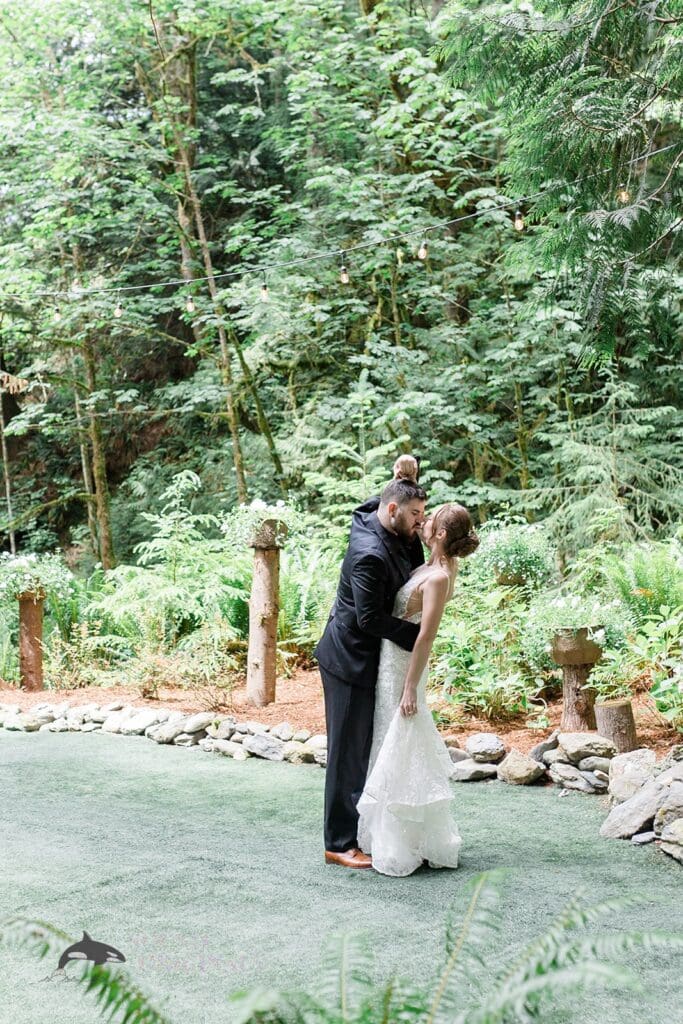 Creekside Celebrations Wedding // Sarah & Seth -