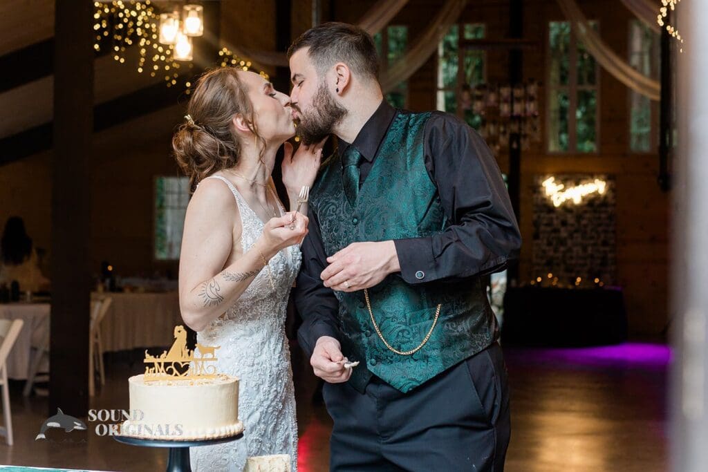 Creekside Celebrations Wedding // Sarah & Seth -