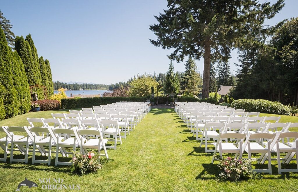 Green Gates at Flowing Lake Wedding // Keelan & Erik -