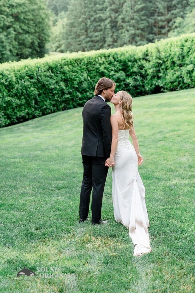 Horning's Hideout Wedding // Gwenyth + Javier -