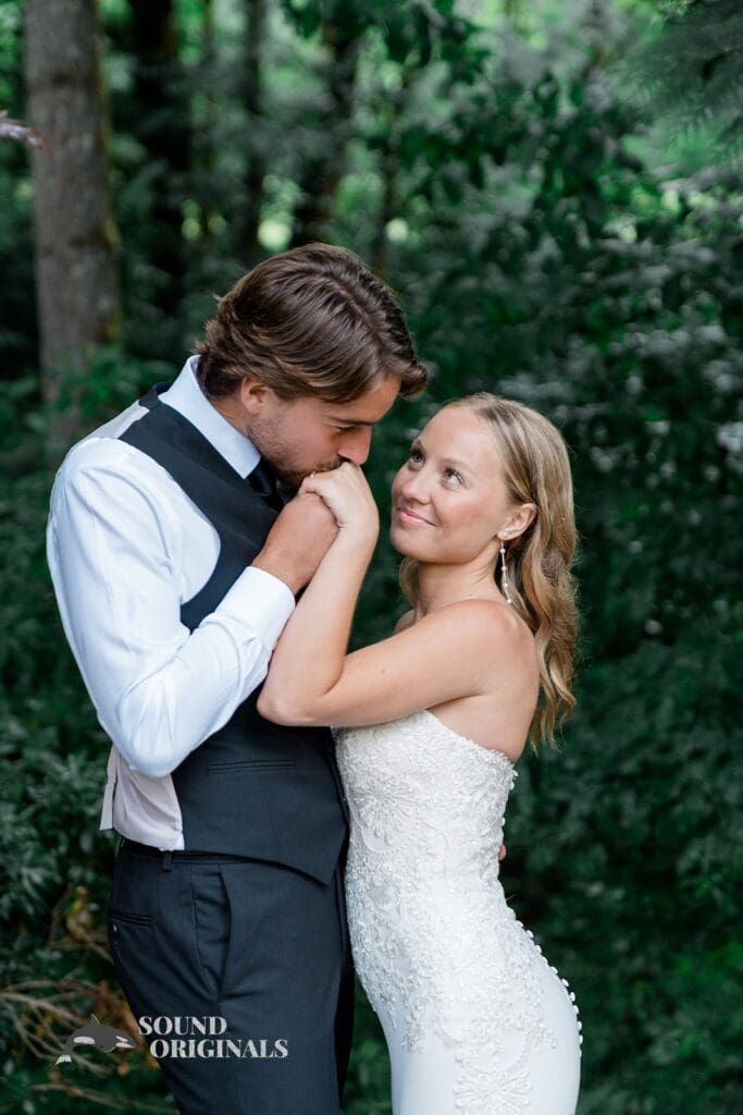 Horning's Hideout Wedding // Gwenyth + Javier -