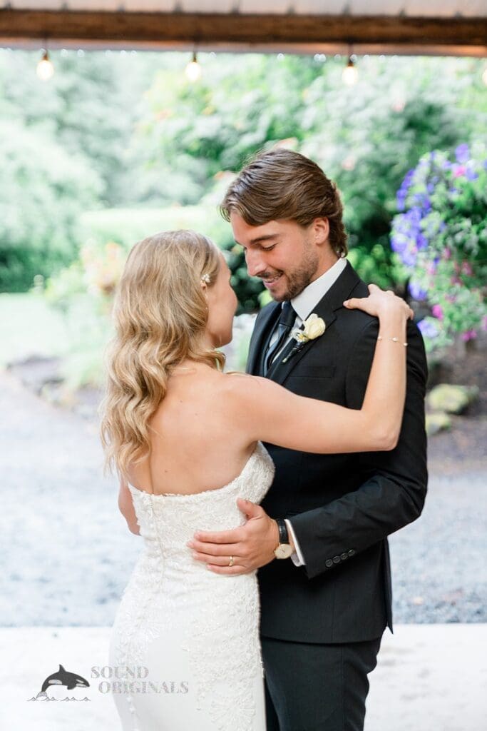 Horning's Hideout Wedding // Gwenyth + Javier -