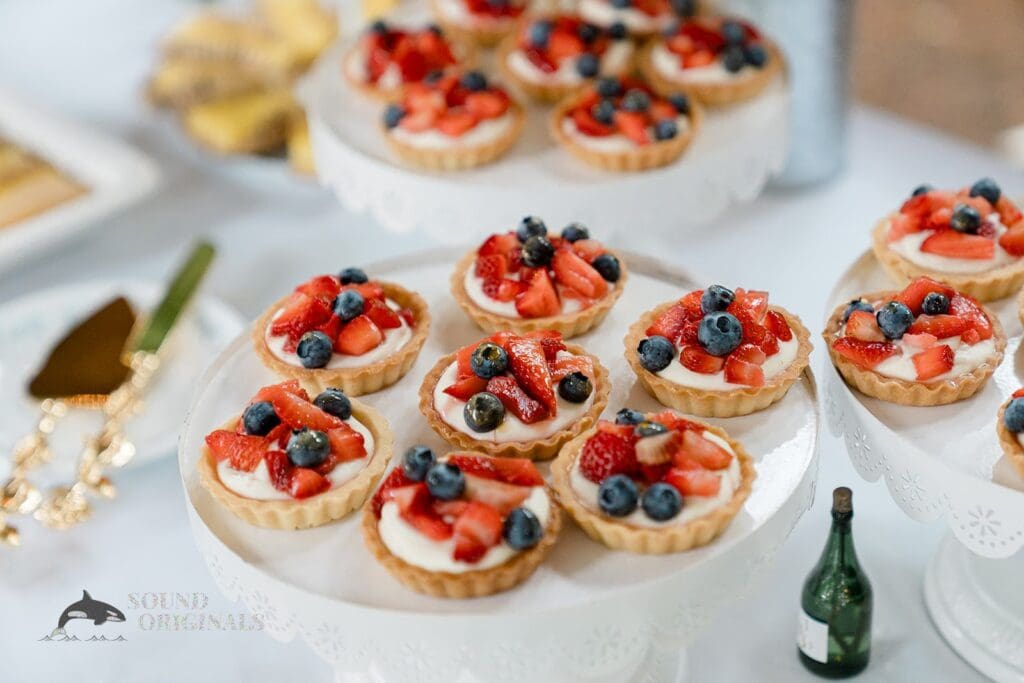 Horning's Hideout Wedding // Gwenyth + Javier -