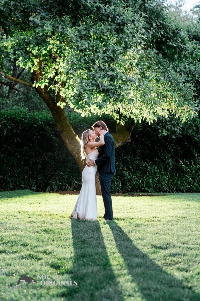 Horning's Hideout Wedding // Gwenyth + Javier -