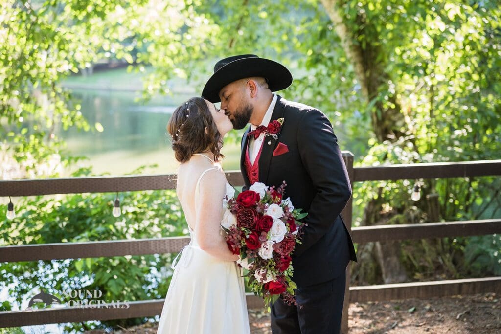 Horning's Hideout Wedding // Monica + Jose -