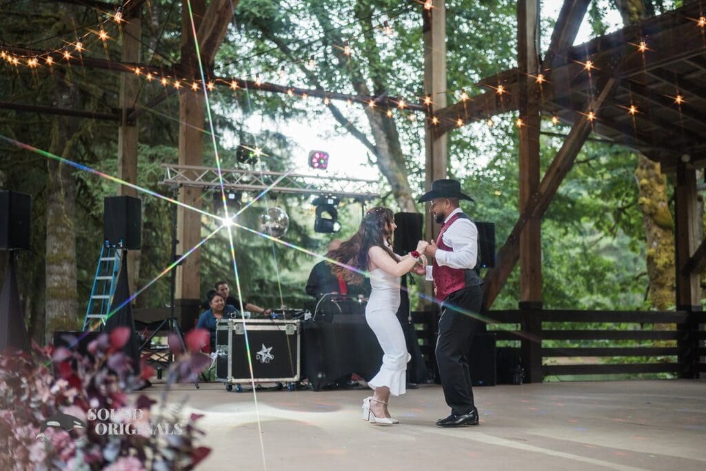 Horning's Hideout Wedding // Monica + Jose -