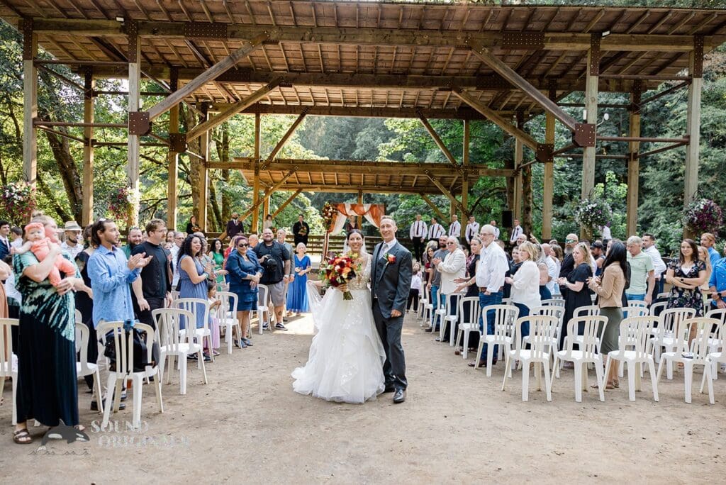 Horning's Hideout Wedding // Serena + Dominic -