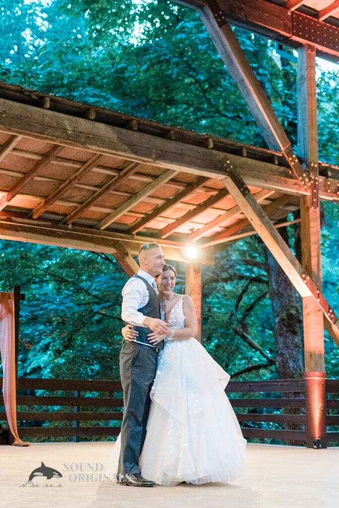 Horning's Hideout Wedding // Serena + Dominic -