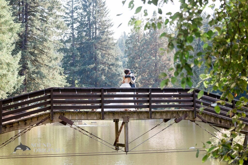 Horning's Hideout Wedding // Serena + Dominic -