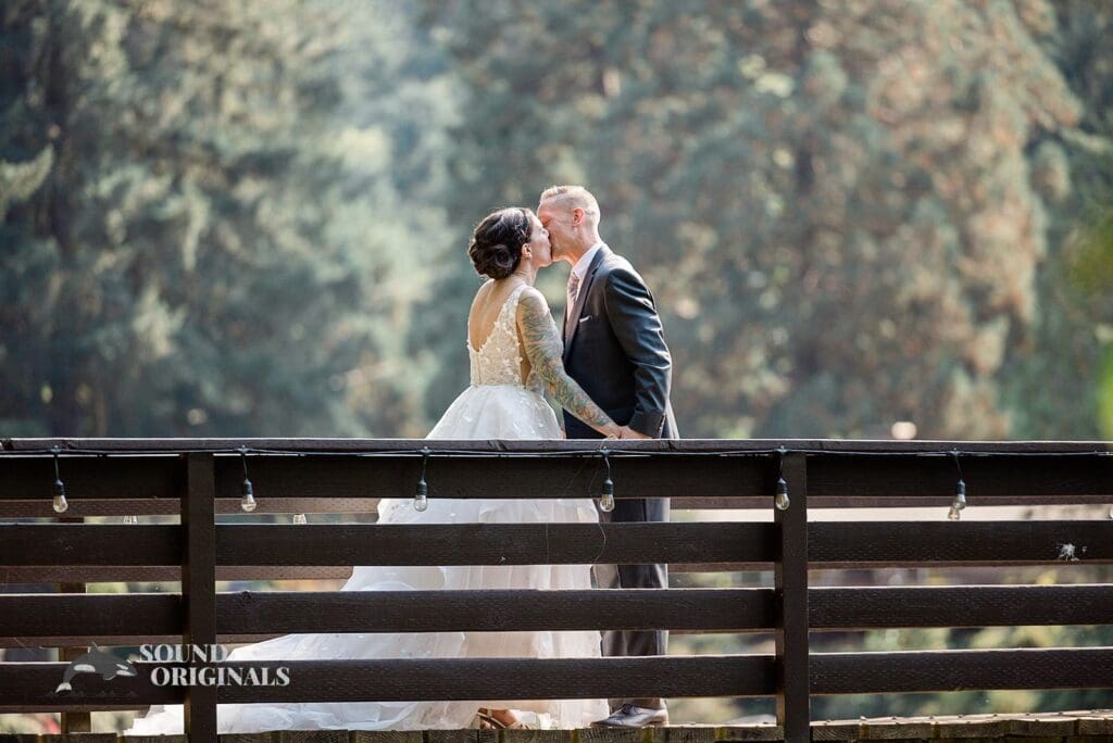 Horning's Hideout Wedding // Serena + Dominic -