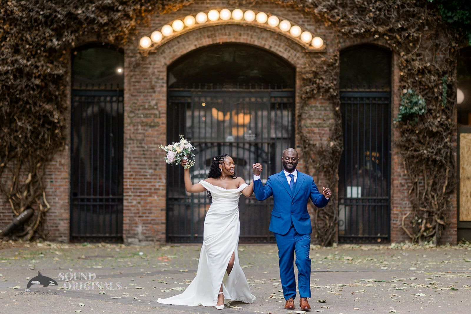 Seattle Municipal Courthouse Wedding // Najee + Bridget -