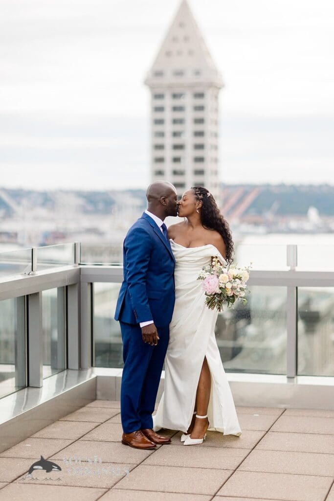 Seattle Municipal Courthouse Wedding // Najee + Bridget -