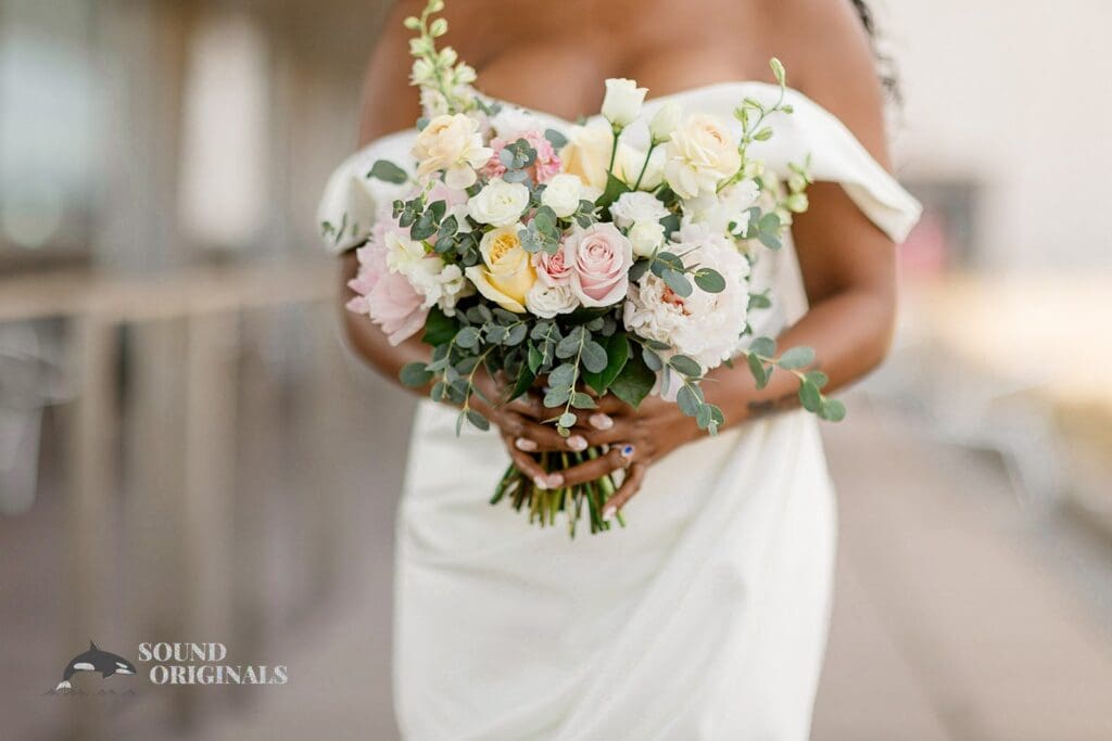 Seattle Municipal Courthouse Wedding // Najee + Bridget -
