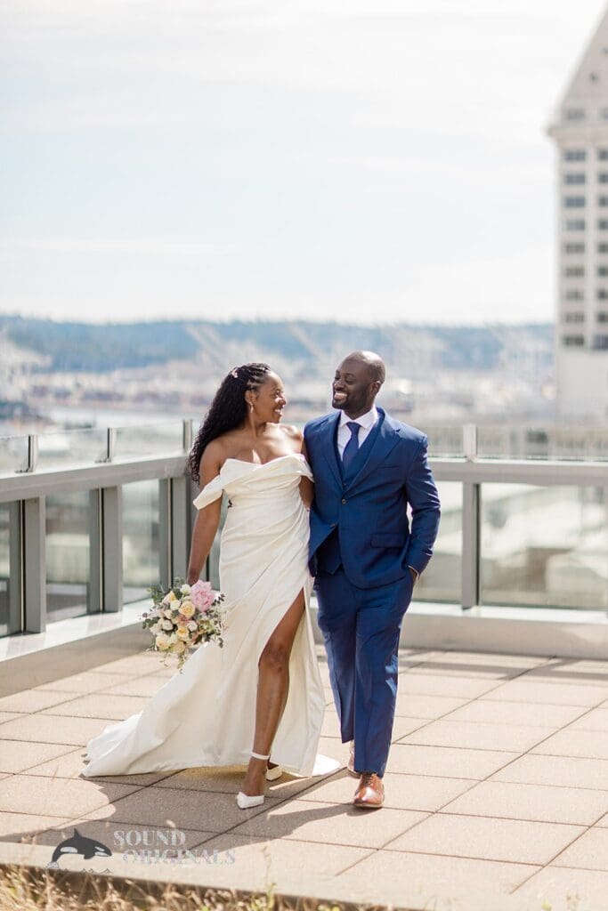Seattle Municipal Courthouse Wedding // Najee + Bridget -