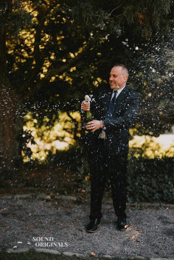 Seattle Municipal Courthouse Wedding // Warindi + Benjamin -