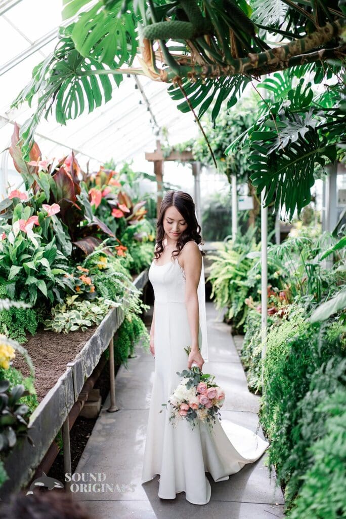Volunteer Park Conservatory Wedding // Amy + Greg -