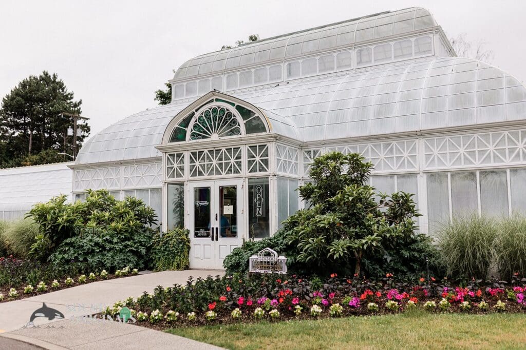 Volunteer Park Conservatory Wedding // Trironk + Erika -