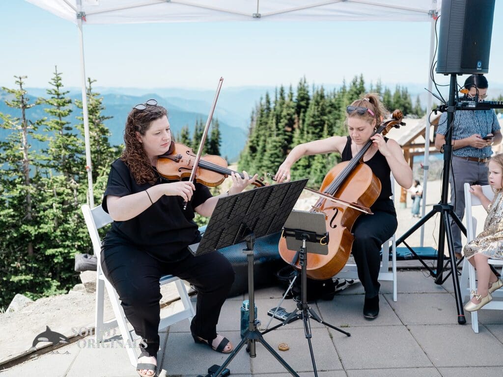 Crystal Mountain Resort Wedding // Hanna + Marcus -