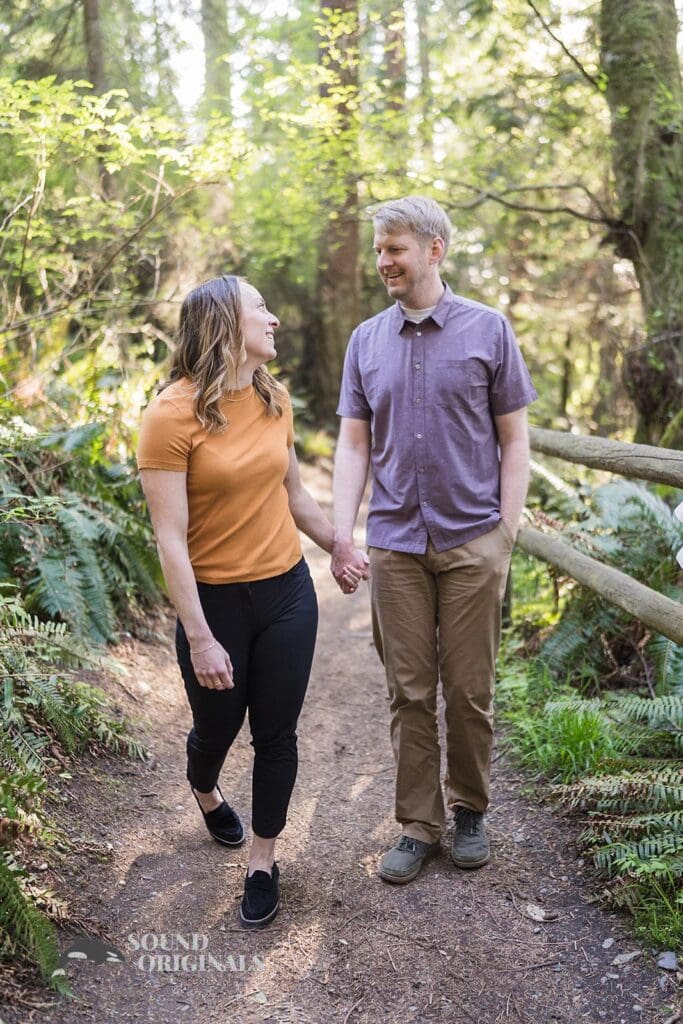 25 STUNNING Locations for Engagement Photos in Seattle -