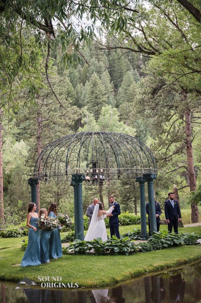 Dunafon Castle Wedding // Alexandra + Sorin -