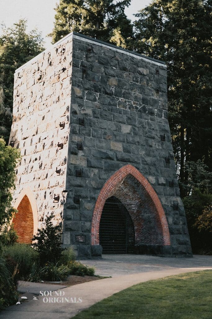 Katie + Ryan George Rogers Park Engagement // Katie + Ryan -