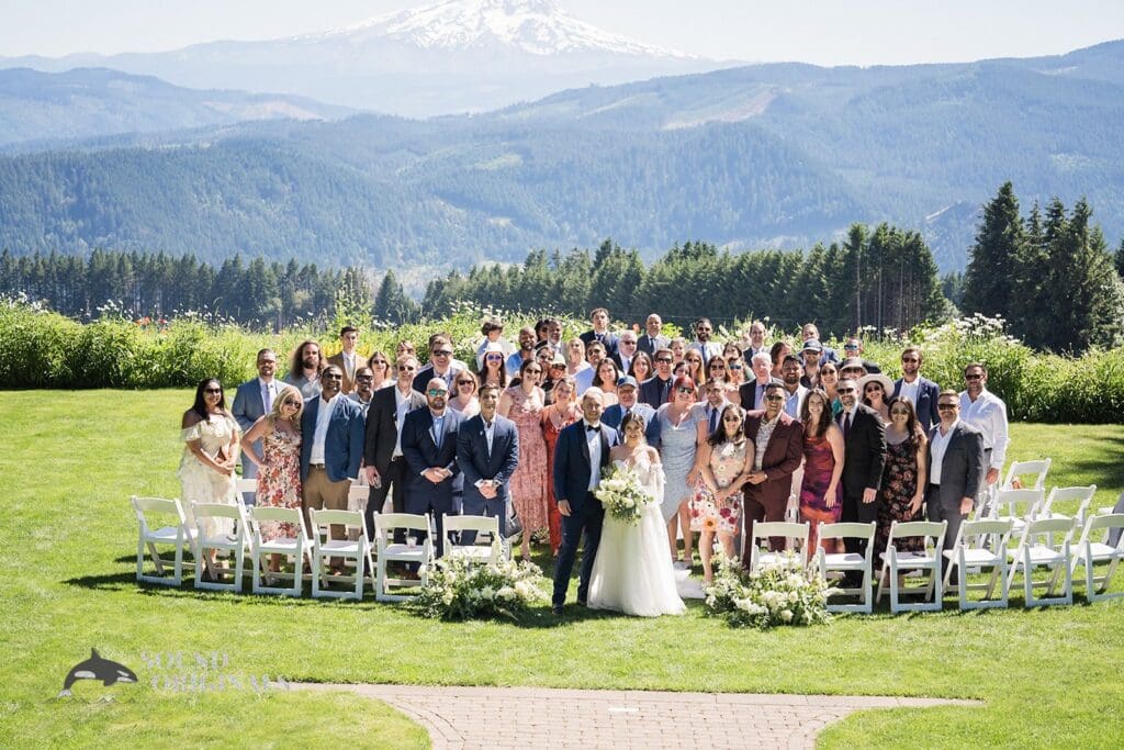 Gorge Crest Vineyards Wedding // Diany + Joel -