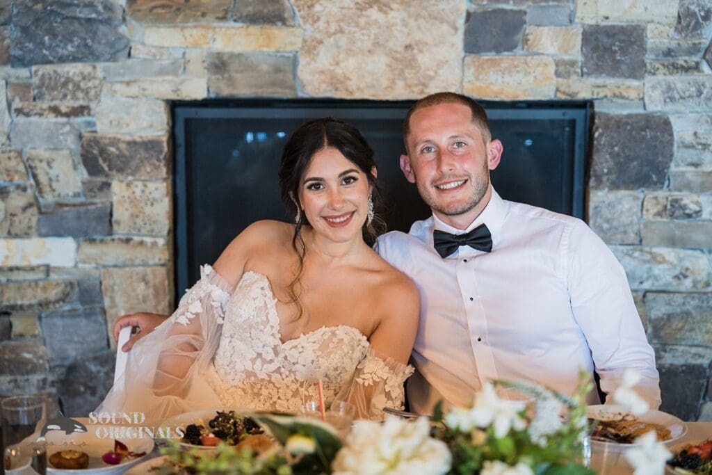 Gorge Crest Vineyards Wedding // Diany + Joel -