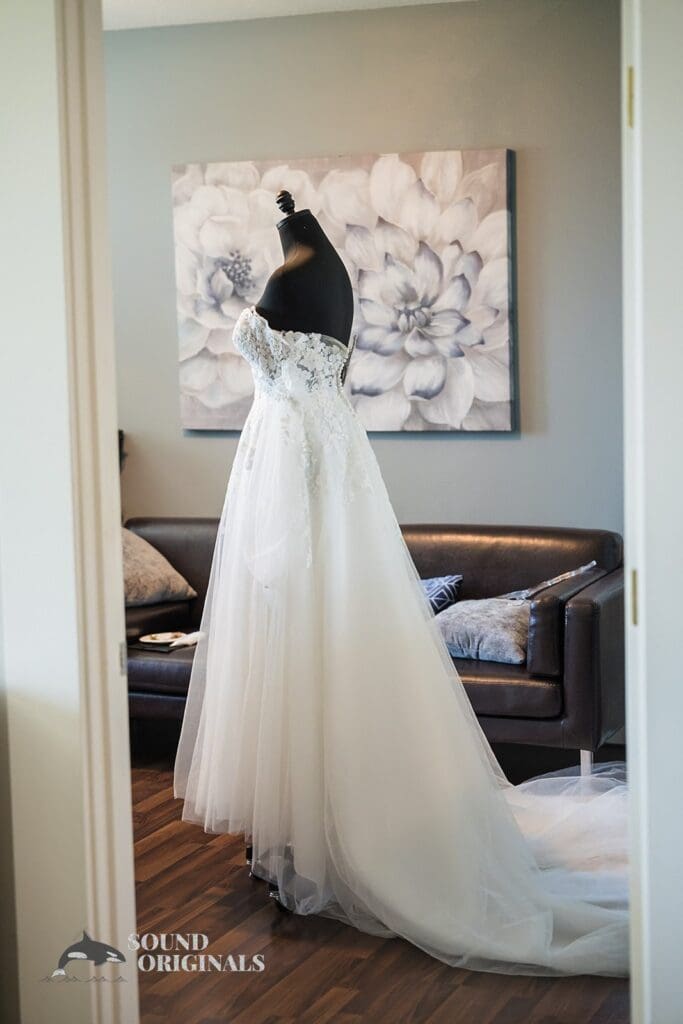 Gorge Crest Vineyards Wedding // Diany + Joel -