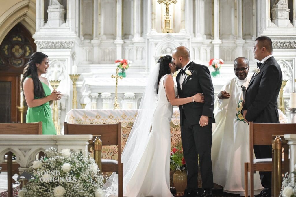 Hudson House Wedding // Oscar + Lorena -
