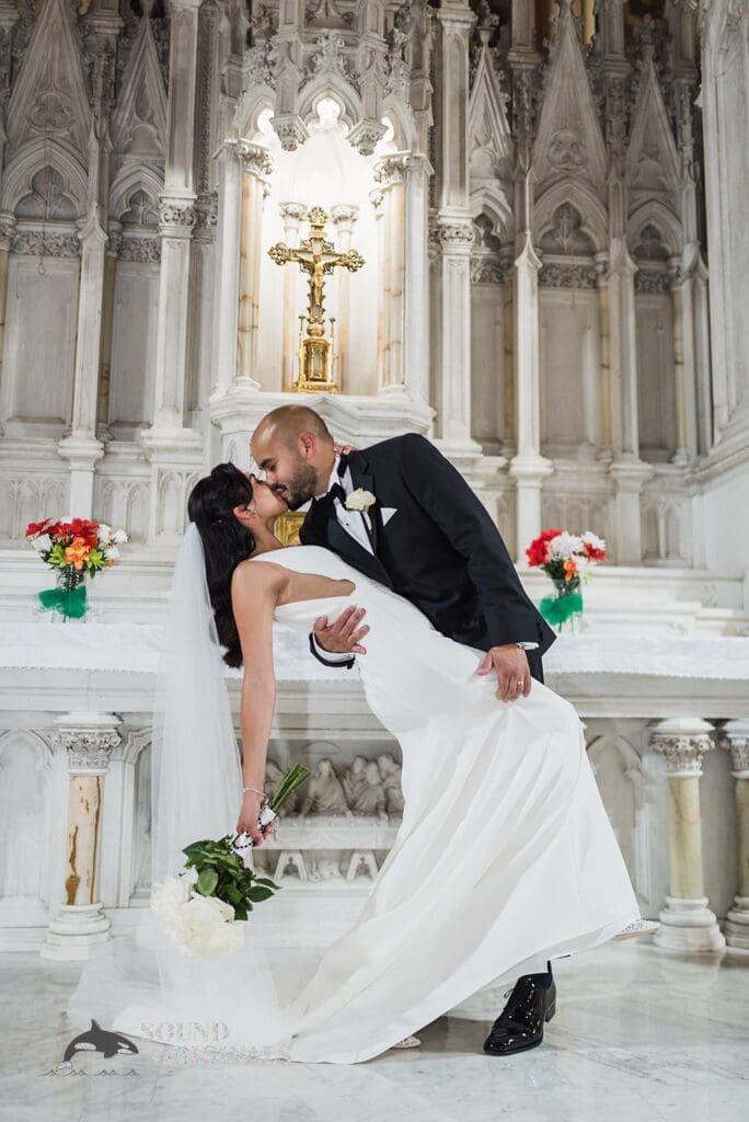 Hudson House Wedding // Oscar + Lorena -