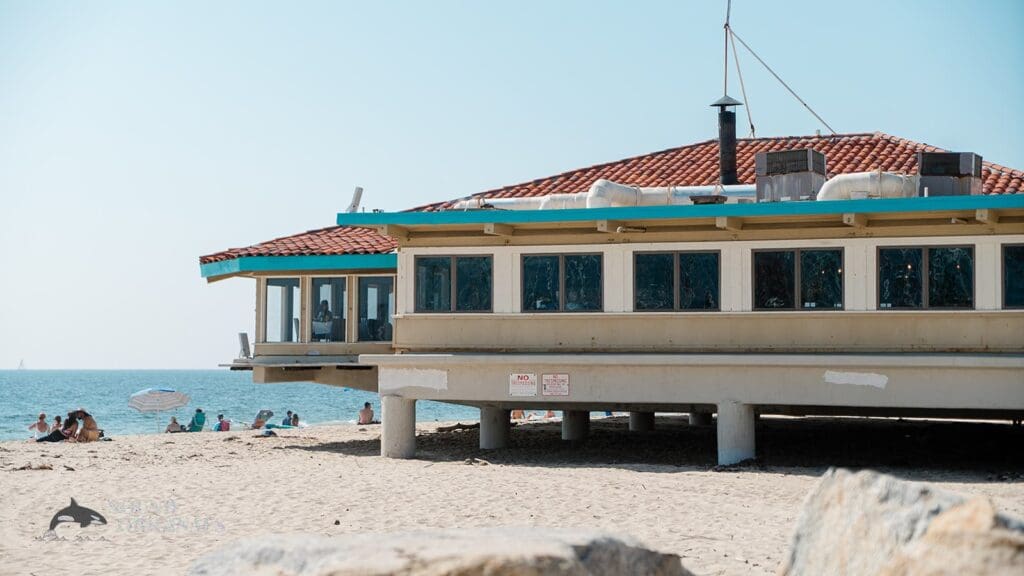 King Harbor Yacht Club Wedding // Kat + David -