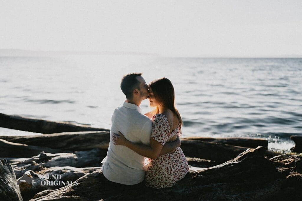 Seahurst Beach Engagement // Claire + Michael -
