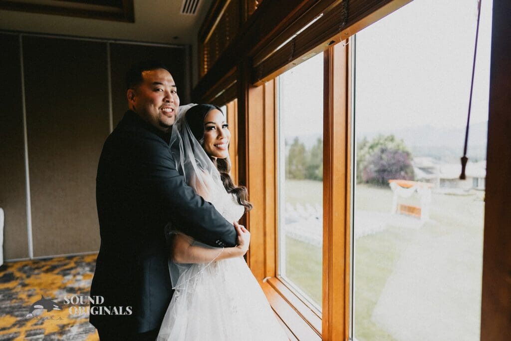 Shari + Jonathan The Club at Snoqualmie Ridge Wedding // Shari + Jonathan -