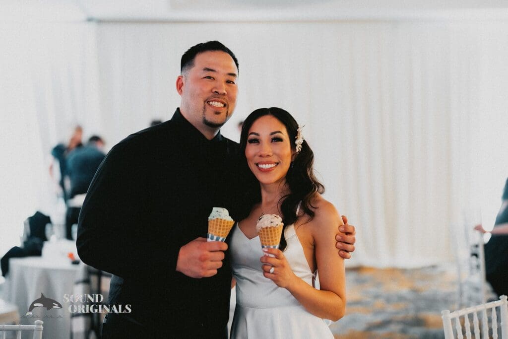 Shari + Jonathan The Club at Snoqualmie Ridge Wedding // Shari + Jonathan -