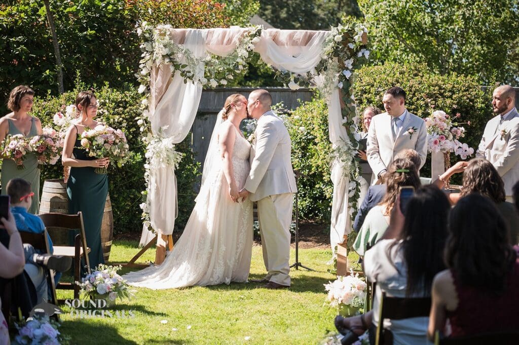 Eola Hills Wine Cellars Wedding // Aaron + Brianna -