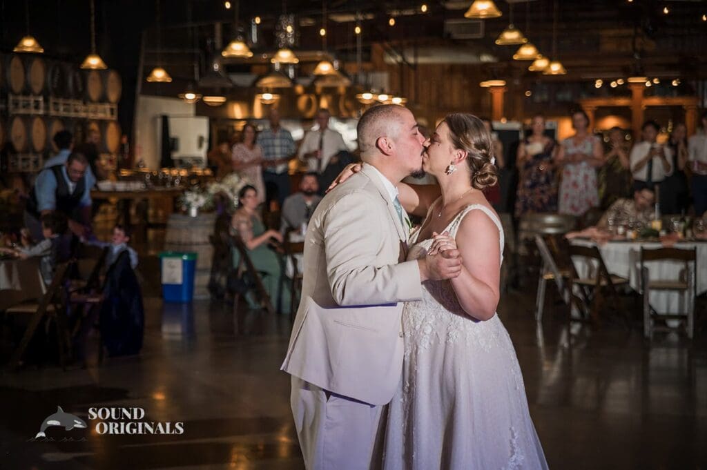 Eola Hills Wine Cellars Wedding // Aaron + Brianna -
