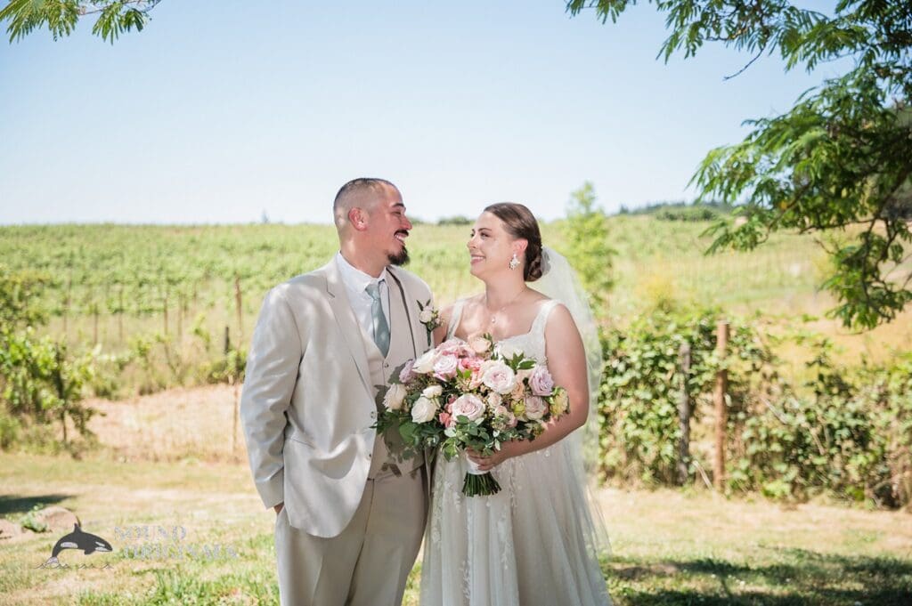 Eola Hills Wine Cellars Wedding // Aaron + Brianna -