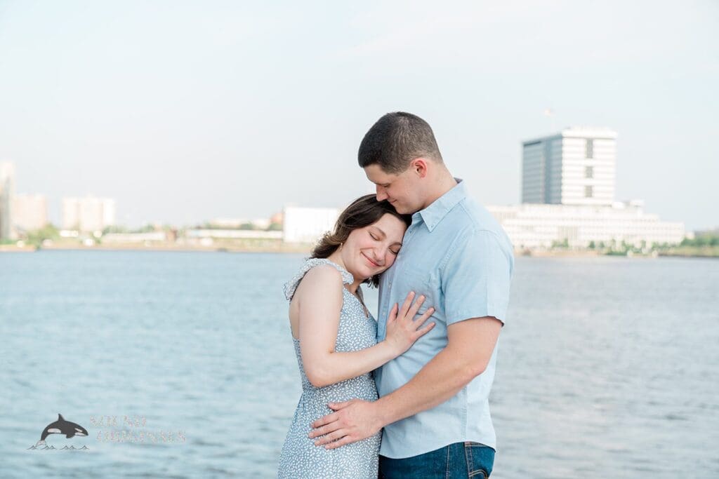 Race Street Pier Engagement // Katie + Shane -