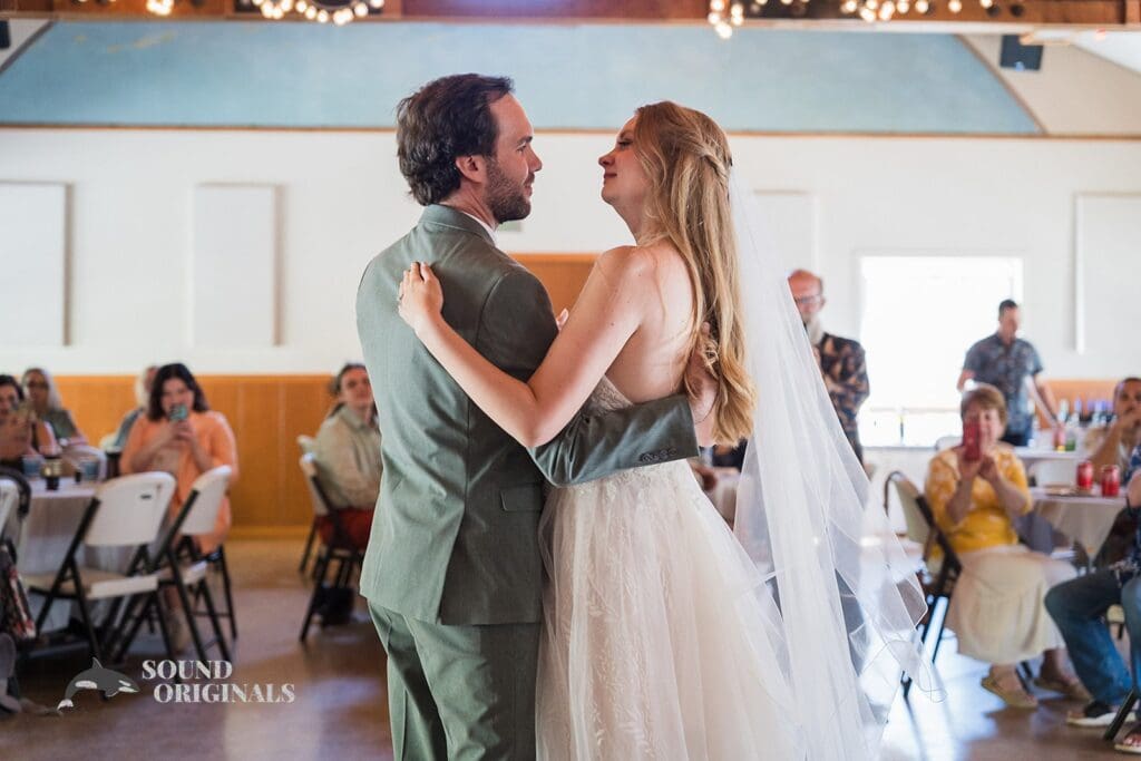 Jacqueline + Brian Stinson Beach Wedding // Jacqueline + Brian -